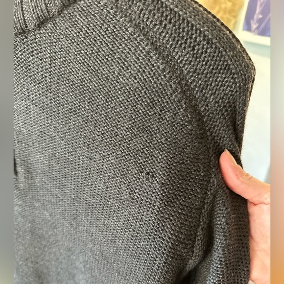 Eddie Bauer 100% Marino Wool Black Quarter Zip Sweater - Picture 4 of 9